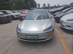 Tesla Model 3 rear-wheel drive version - фото 2