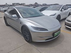 Tesla Model 3 rear-wheel drive version - фото 3