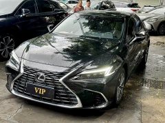 Lexus ES 300h Premium Edition - фото 1