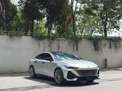 Changan UNI-V 2023 1.5T sports version - фото 3
