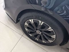 Mercedes-Benz V-Class 2024 V 300 L Long Wheelbase Exclusive - фото 3