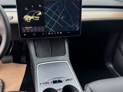 Tesla Model Y standard range rear-wheel drive version - фото 14