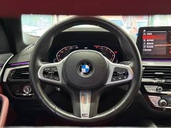 BMW 5 Series facelift 525Li M Sports Package - фото 11