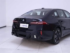 BMW 5 Series 525Li M Sports Package - фото 7