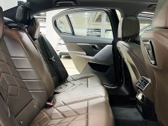 BMW 5 Series 530Li Leading M Sports Package - фото 6