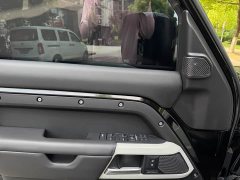 Land Rover Defender 110 3.0T P400 XS - фото 14