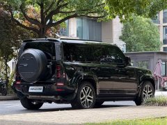 Land Rover Defender 110 3.0T P400 XS - фото 4