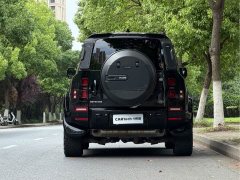 Land Rover Defender 110 3.0T P400 XS - фото 5