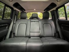 Land Rover Defender 110 3.0T P400 XS - фото 9