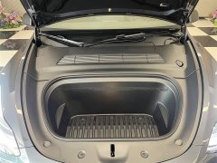 Tesla Model Y rear-wheel drive version - фото 12