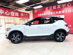 Volvo XC40 T4 four-wheel drive Zhiyuan Sports Edition - фото 4