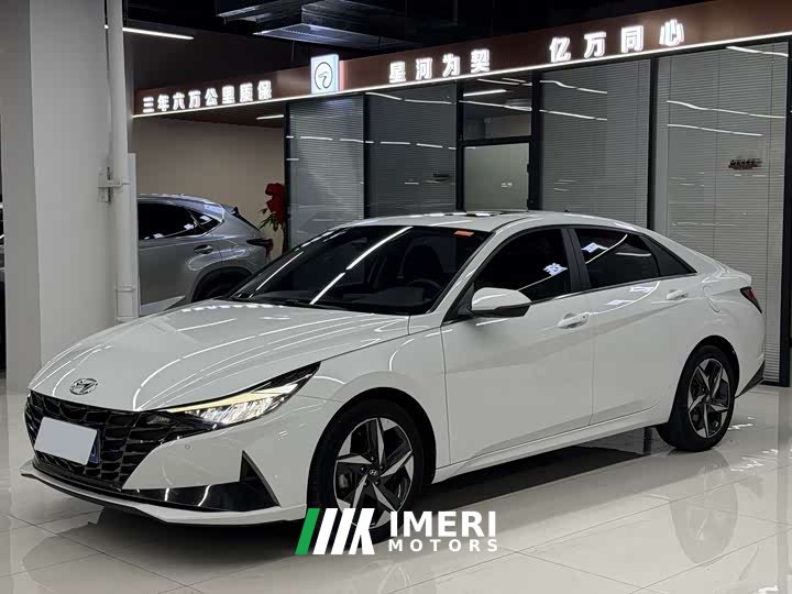 Lexus Elantra 2022 1.5L CVT LUX Premium Edition - автомобиль из Китая