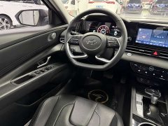 Lexus Elantra 2022 1.5L CVT LUX Premium Edition - фото 12