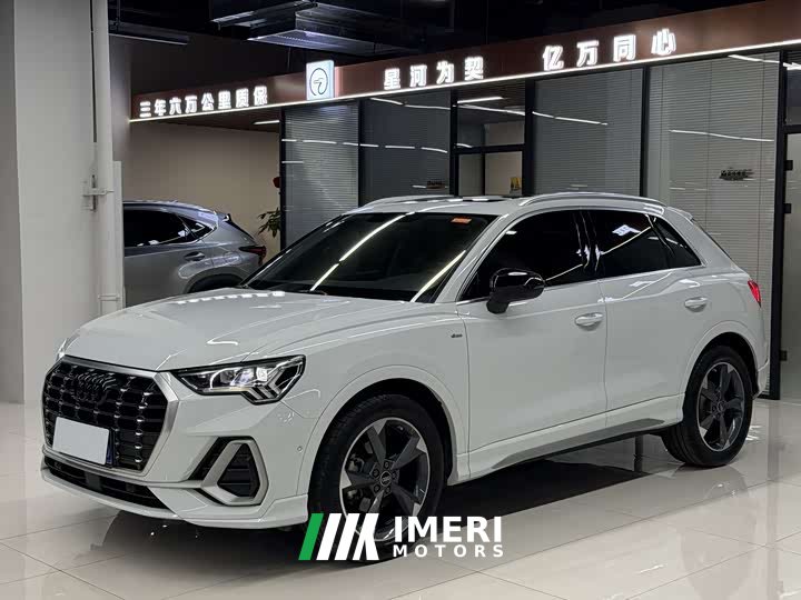 Audi Q3 35 TFSI Fashionable and Dynamic (1.4T) - автомобиль из Китая