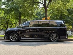 Voyah Lantu Dreamer PHEV ultra-long battery life flagship version - фото 7