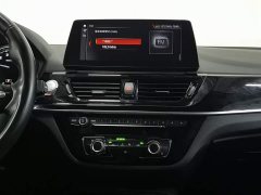 BMW 1 Series facelift 120i M Sports Night Edition - фото 12