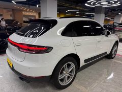 Porsche Macan 2.0T - фото 12