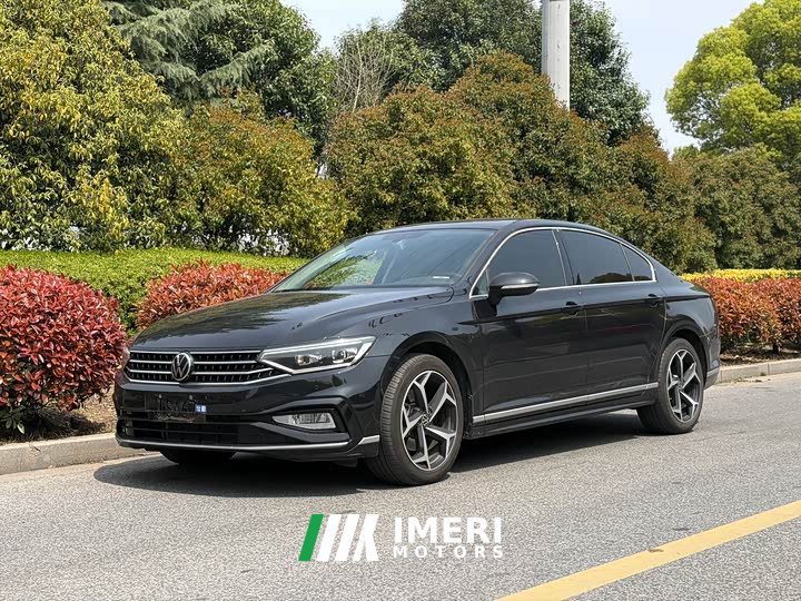Volkswagen Magotan 2023 2 Million Edition 330TSI DSG Leading - автомобиль из Китая