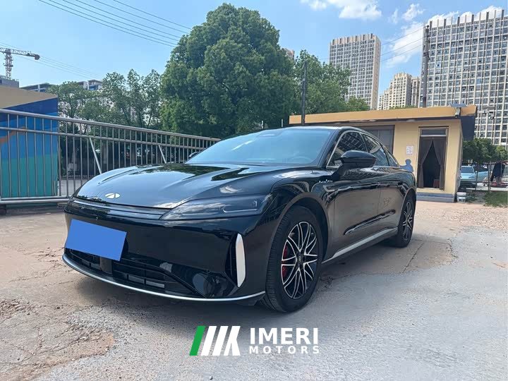 Lexus Fengyun A9L 260 long battery life luxury version - автомобиль из Китая