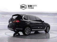 BMW X7 xDrive40i Luxury Package - фото 3