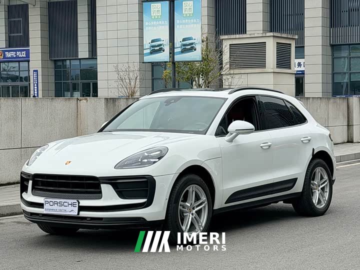 Porsche Macan 2.0T - автомобиль из Китая