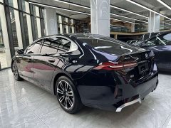 BMW 5 Series 530Li xDrive M Sports Package - фото 17