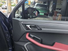 Porsche 2023 Porsche Macan 2.0T - фото 9