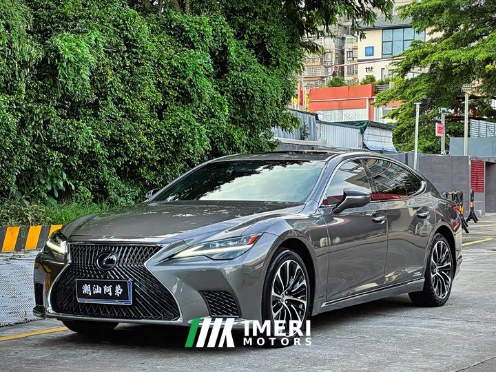 Lexus LS 500h Executive Edition - автомобиль из Китая