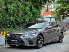 Lexus LS 500h Executive Edition - фото 1