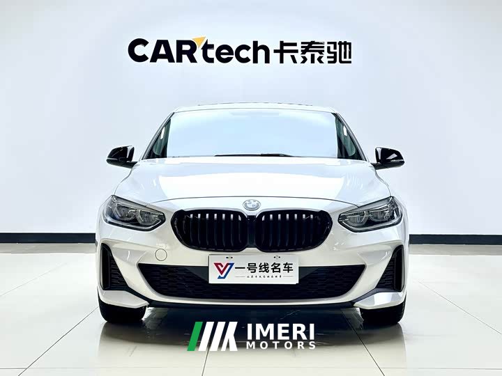 BMW 1 Series 125i M Sports Night Edition - автомобиль из Китая