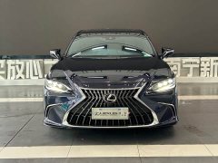 Lexus ES 2022 300h Luxury Edition - фото 2