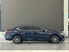 Lexus ES 2022 300h Luxury Edition - фото 7