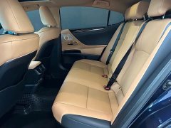 Lexus ES 2022 300h Luxury Edition - фото 9