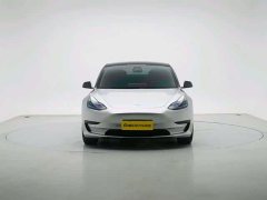 Tesla Model 3 rear-wheel drive version - фото 7