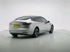Tesla Model 3 rear-wheel drive version - фото 9