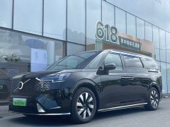 Volvo EM90 2025 Ultra six-seater - фото 1
