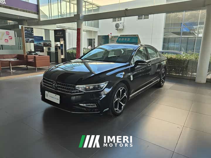 Volkswagen Magotan 2023 2 Million Edition 330TSI DSG Luxury - автомобиль из Китая