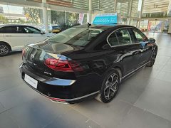 Volkswagen Magotan 2023 2 Million Edition 330TSI DSG Luxury - фото 3