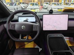 NIO ET5T 75kWh Touring - фото 12