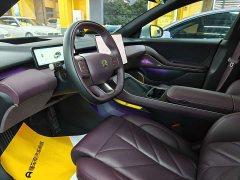 NIO ET5T 75kWh Touring - фото 4