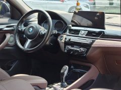 BMW X2 sDrive25i leading M sports package - фото 13
