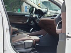 BMW X2 sDrive25i leading M sports package - фото 9
