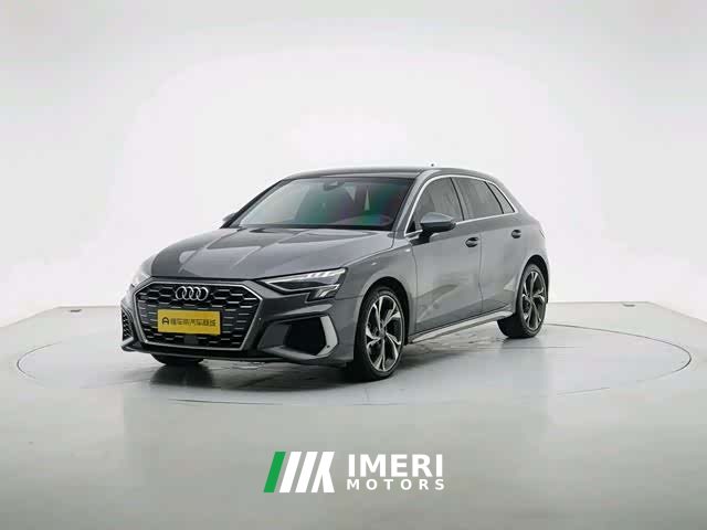 Audi A3 Sportback 35 TFSI stylish and sporty - автомобиль из Китая