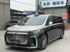 VOYAH Dream PHEV 4WD Flagship Qiankun Edition - фото 1