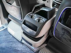 Mercedes-Benz Vito 2023 2.0T Business Edition 7 seats - фото 7