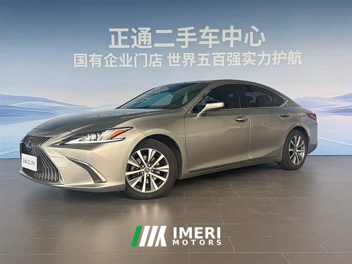Lexus ES 2020 200 Excellence Edition - автомобиль из Китая