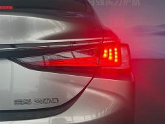 Lexus ES 2020 200 Excellence Edition - фото 11
