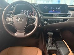 Lexus ES 2020 200 Excellence Edition - фото 15