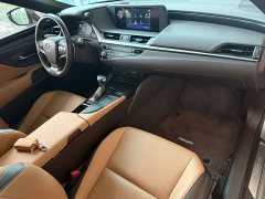 Lexus ES 2020 200 Excellence Edition - фото 19