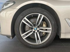 BMW 5 Series 530Li Executive Luxury Package - фото 11